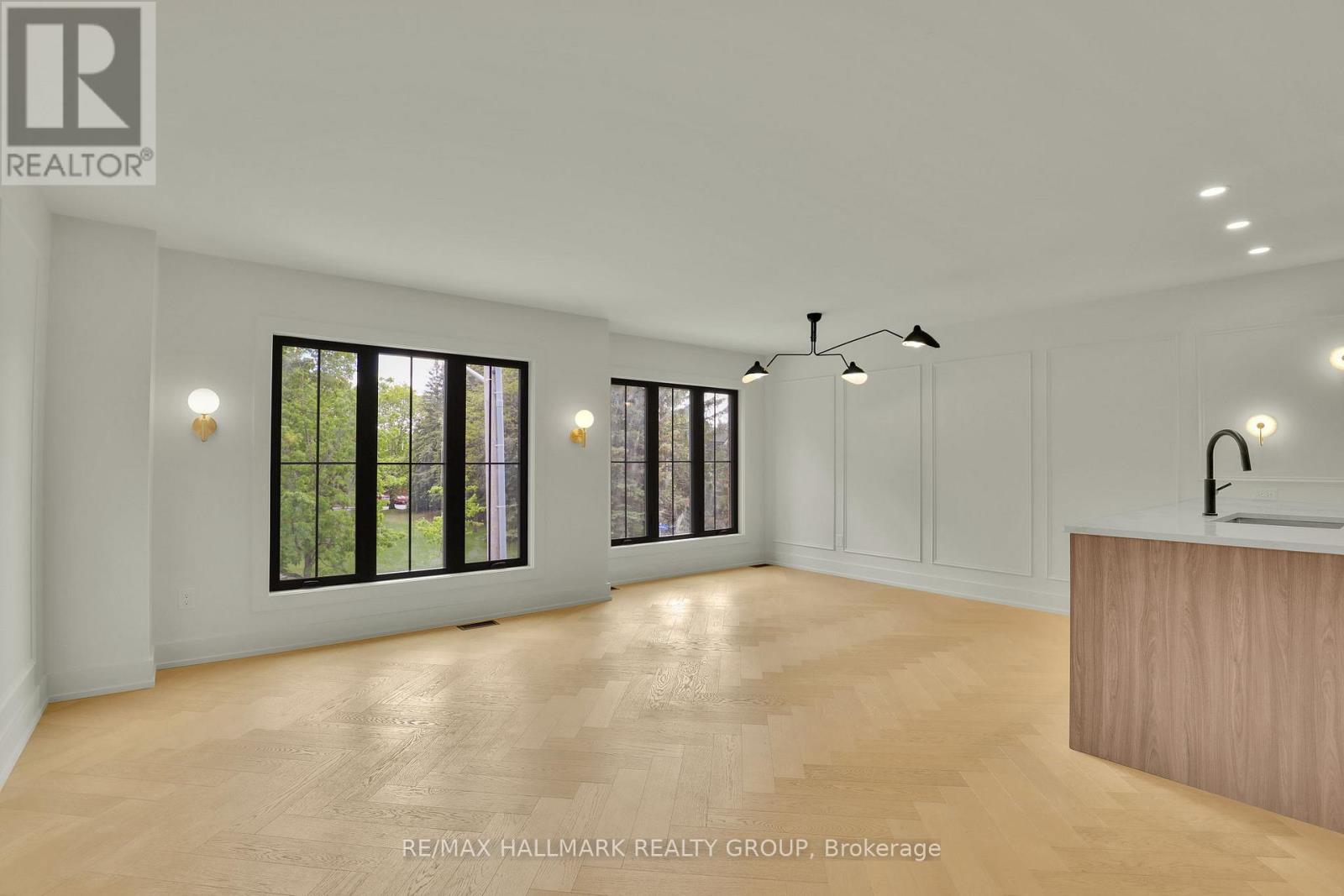 3 - 13 Ella Street, Ottawa, Ontario  K1S 2S3 - Photo 3 - X13241000