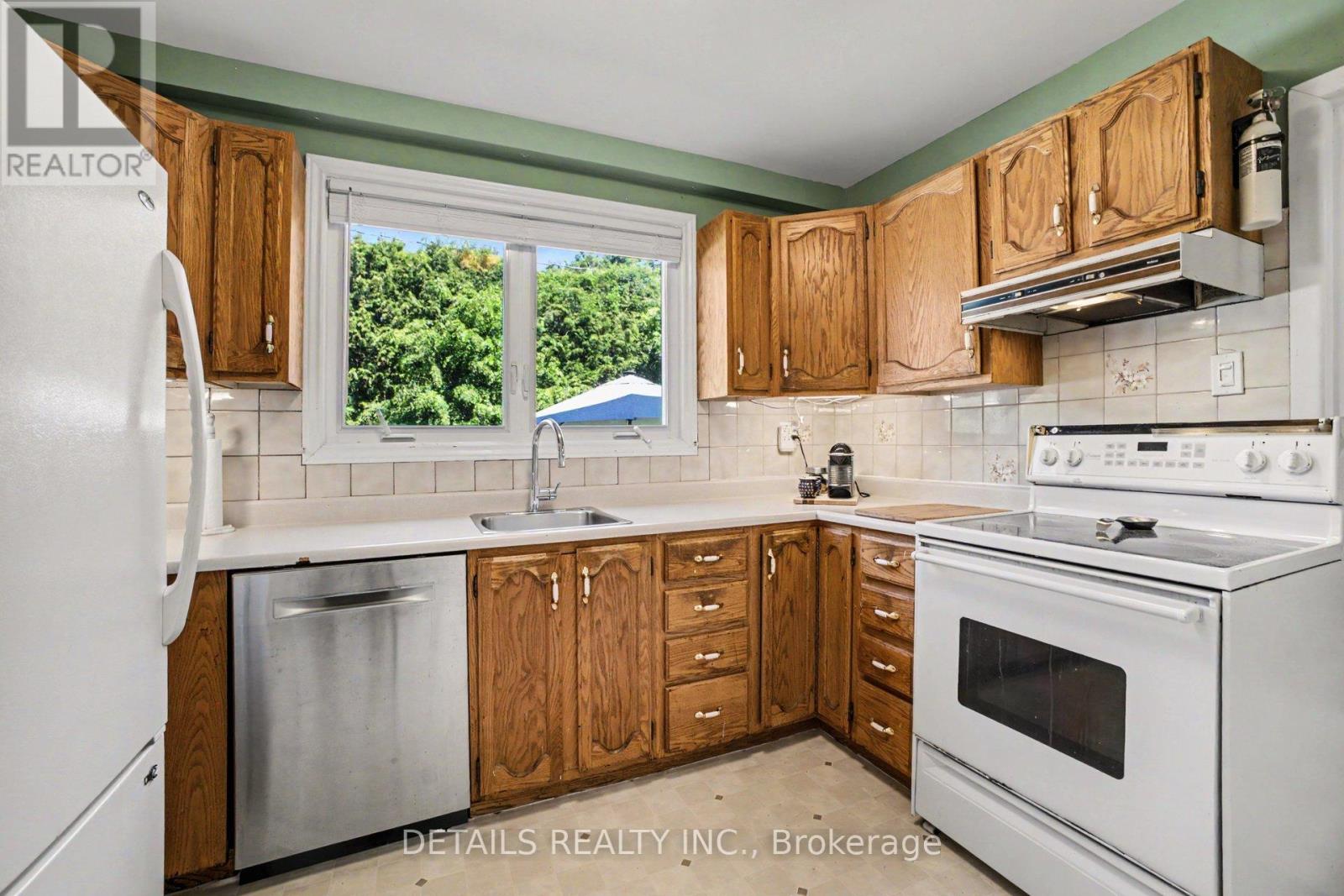 1233 Checkers Road, Ottawa, Ontario  K2C 2S8 - Photo 15 - X13241058
