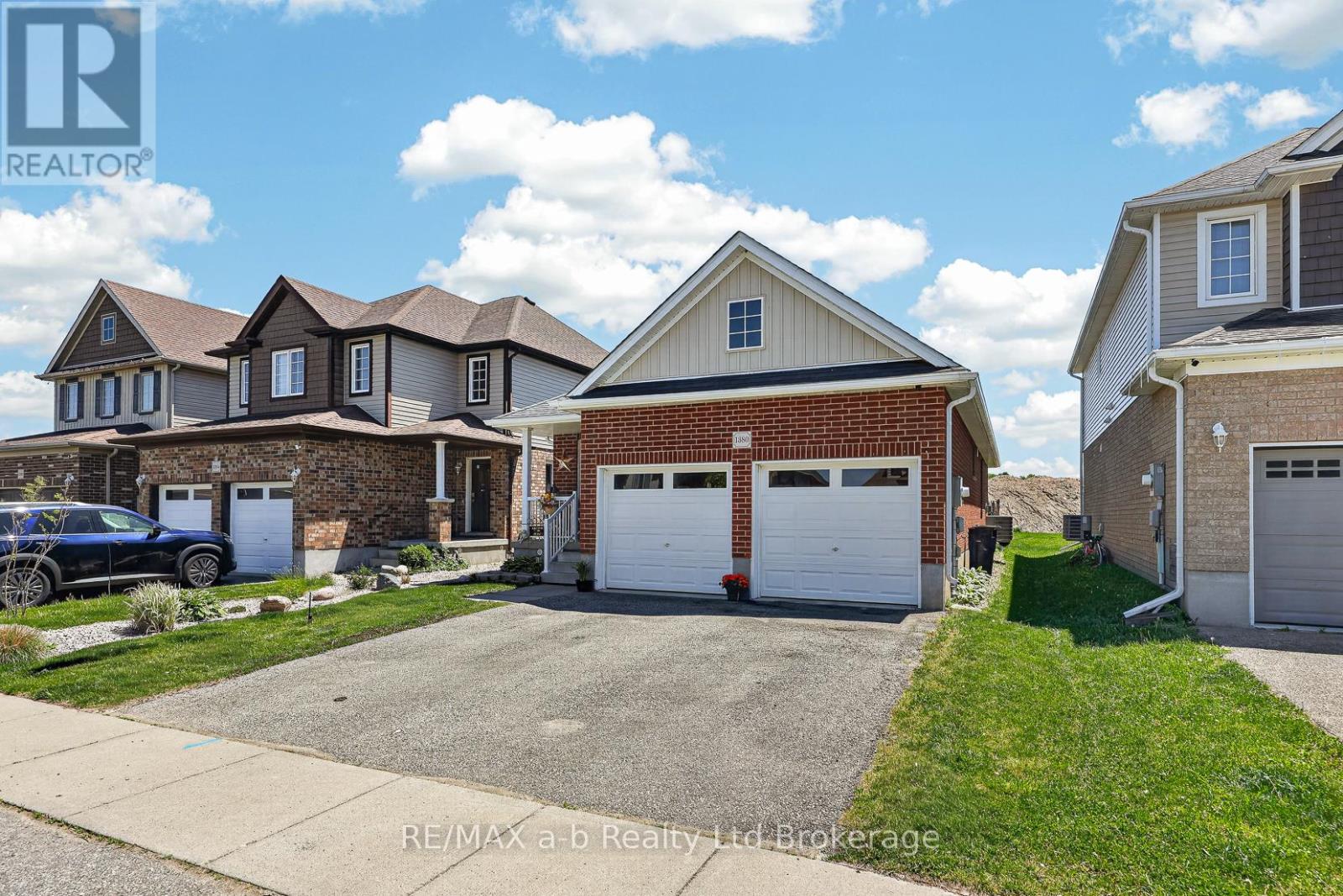 1380 Caen Avenue, Woodstock, Ontario  N4T 0J3 - Photo 5 - X13240970
