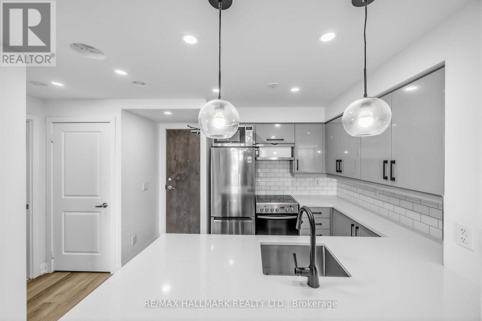 1410 - 50 Lynn Williams Street, Toronto, Ontario  M6K 3R9 - Photo 10 - C13240590