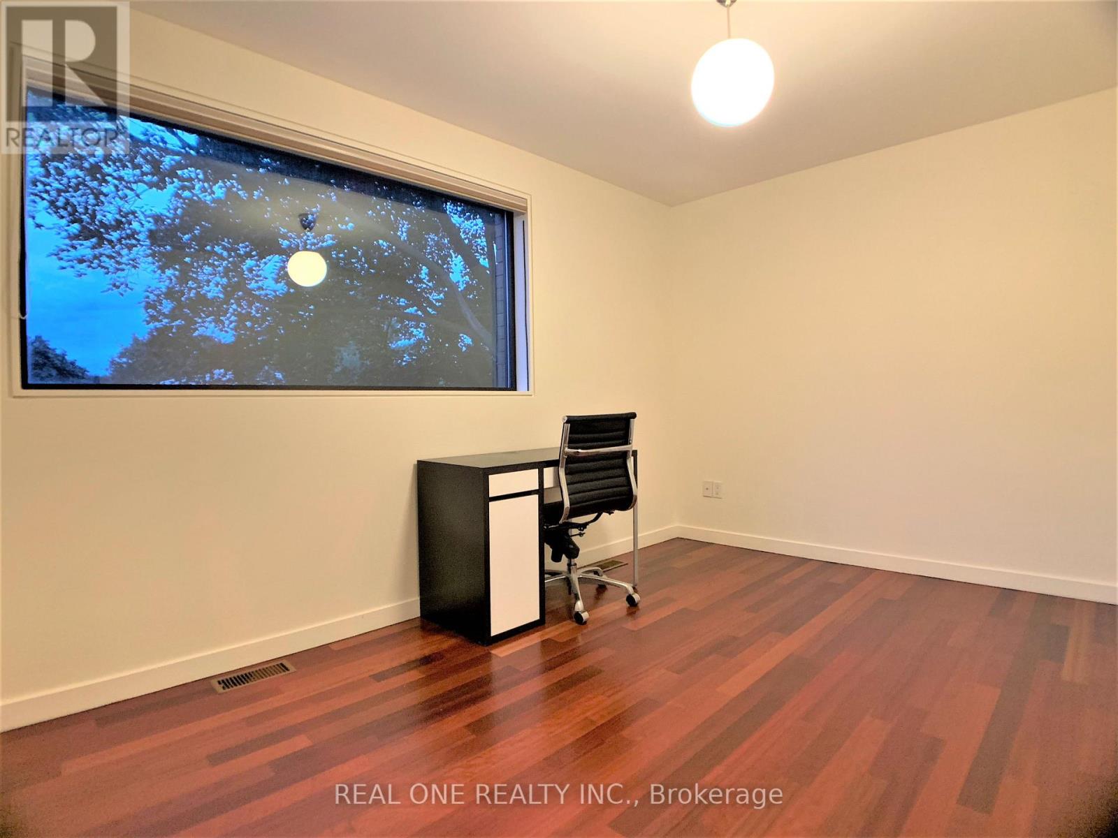 5 Dunlace Drive, Toronto, Ontario  M2L 2R8 - Photo 20 - C13240864