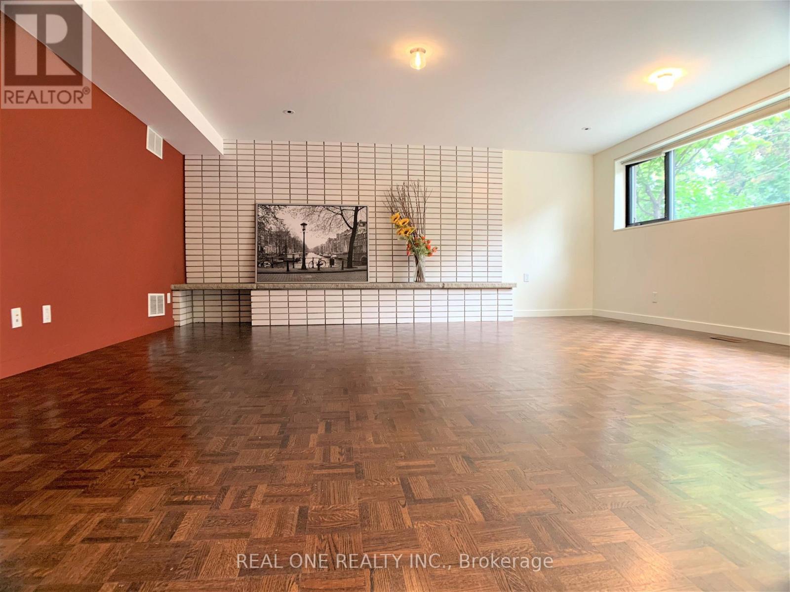 5 Dunlace Drive, Toronto, Ontario  M2L 2R8 - Photo 25 - C13240864