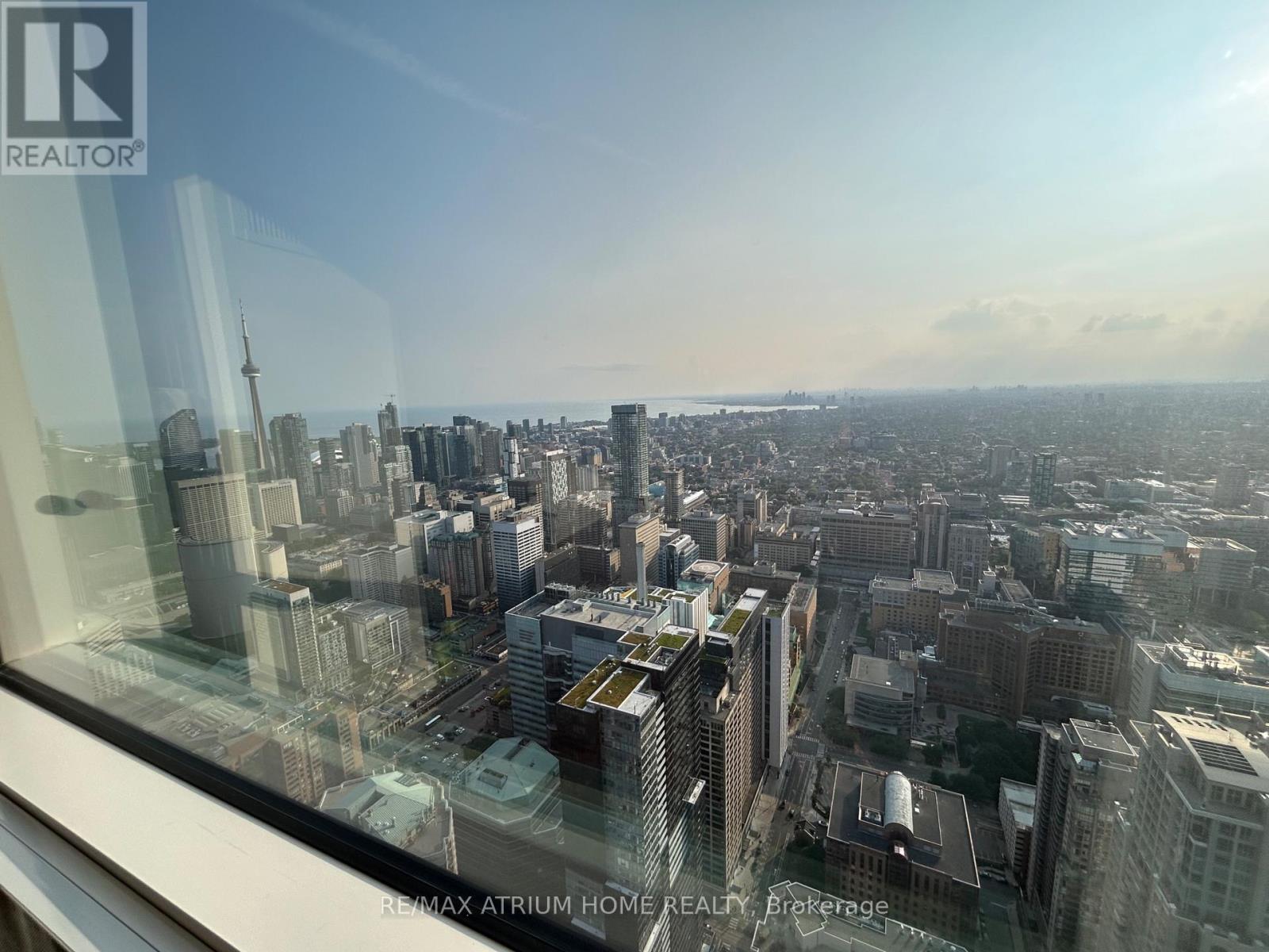 7010 - 388 YONGE STREET, Toronto, Ontario