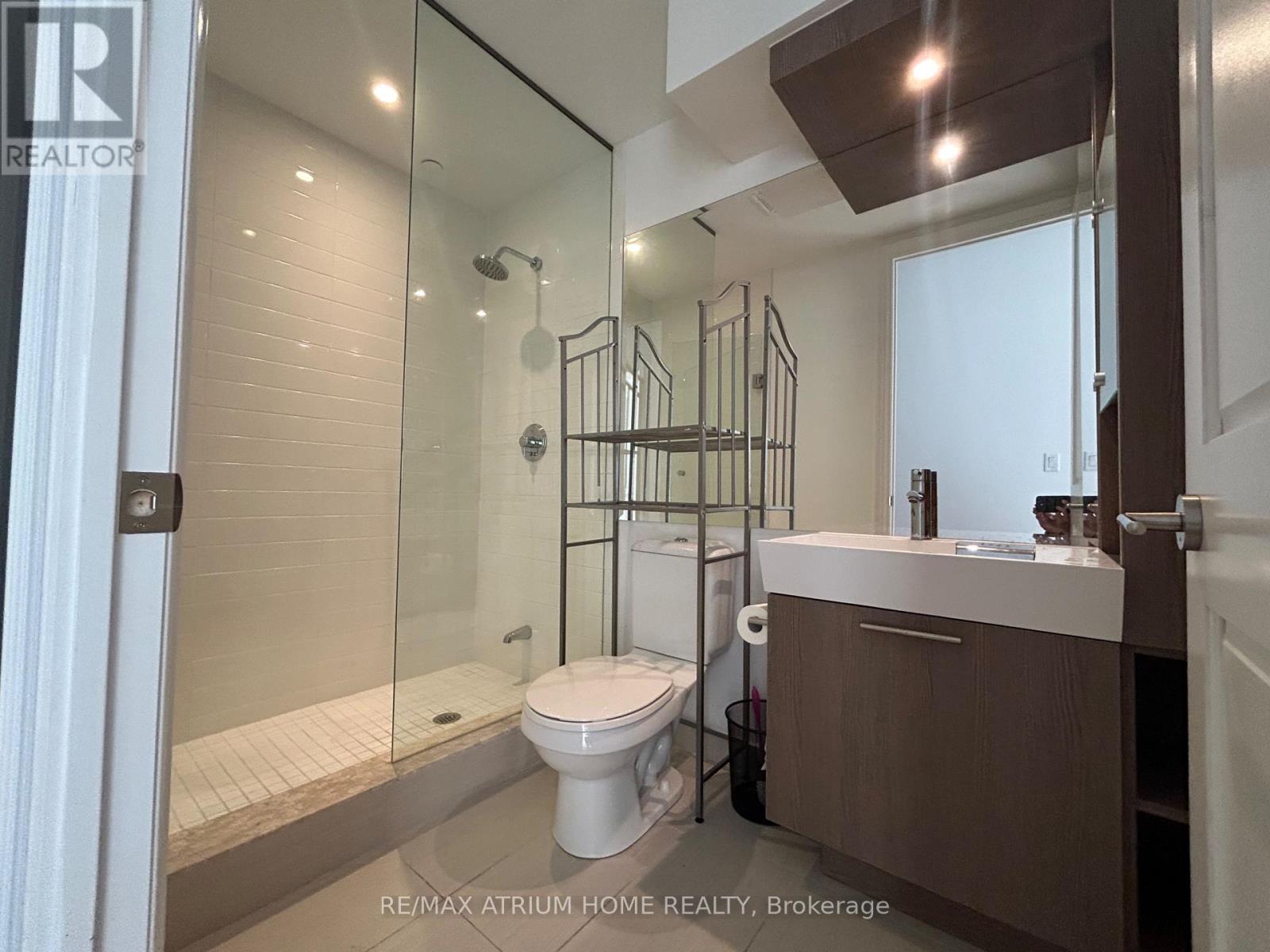 7010 - 388 Yonge Street, Toronto, Ontario  M5B 0A4 - Photo 13 - C13240880