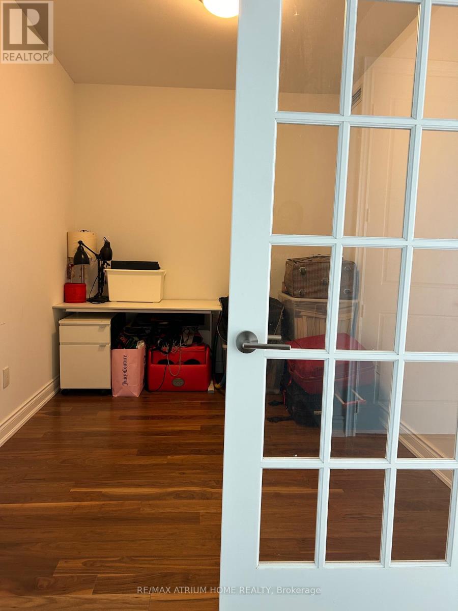 7010 - 388 Yonge Street, Toronto, Ontario  M5B 0A4 - Photo 3 - C13240880