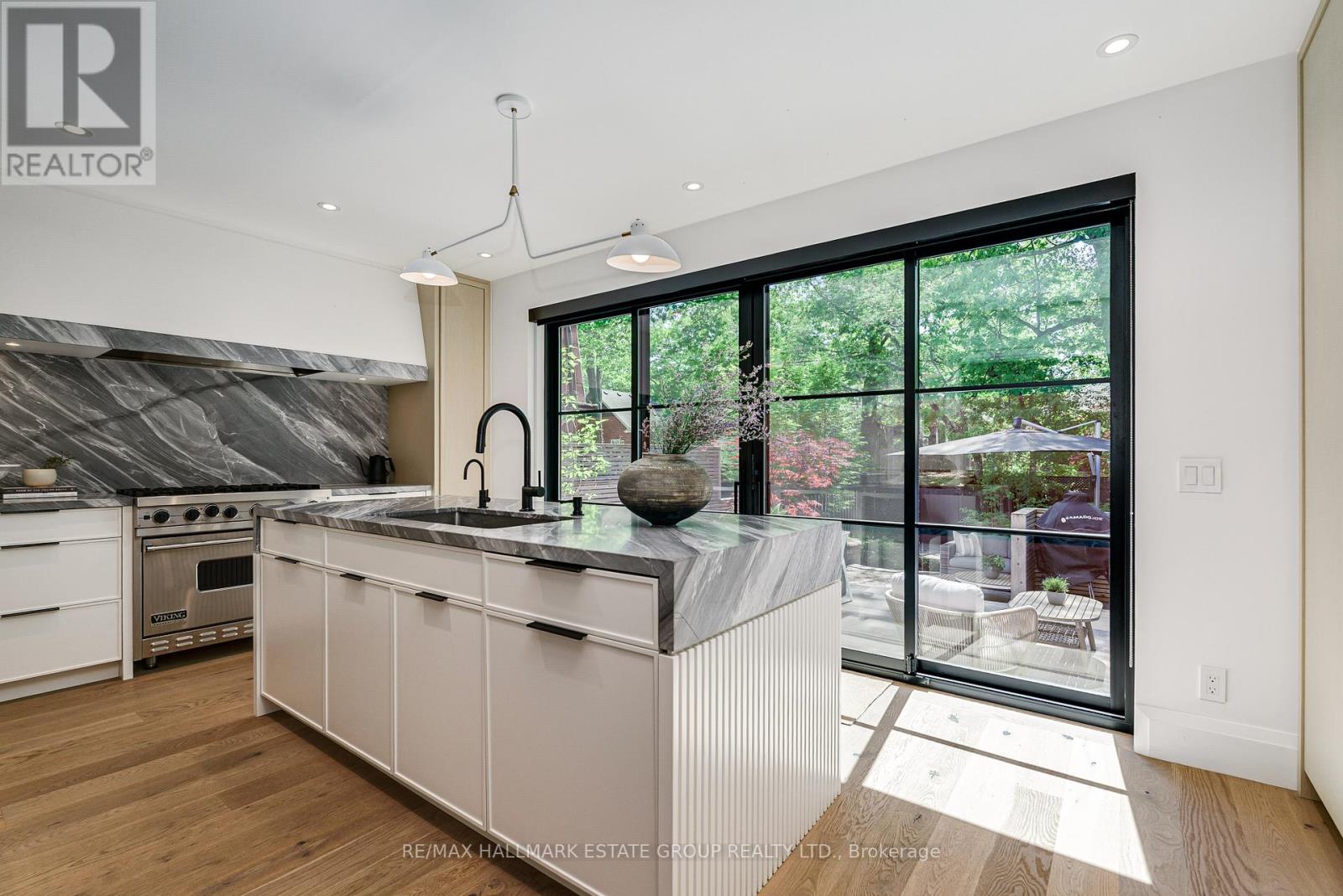 40 Courcelette Road, Toronto, Ontario  M1N 2S8 - Photo 11 - E13240492