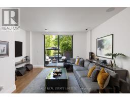 979 BROADVIEW AVENUE, Toronto, Ontario
