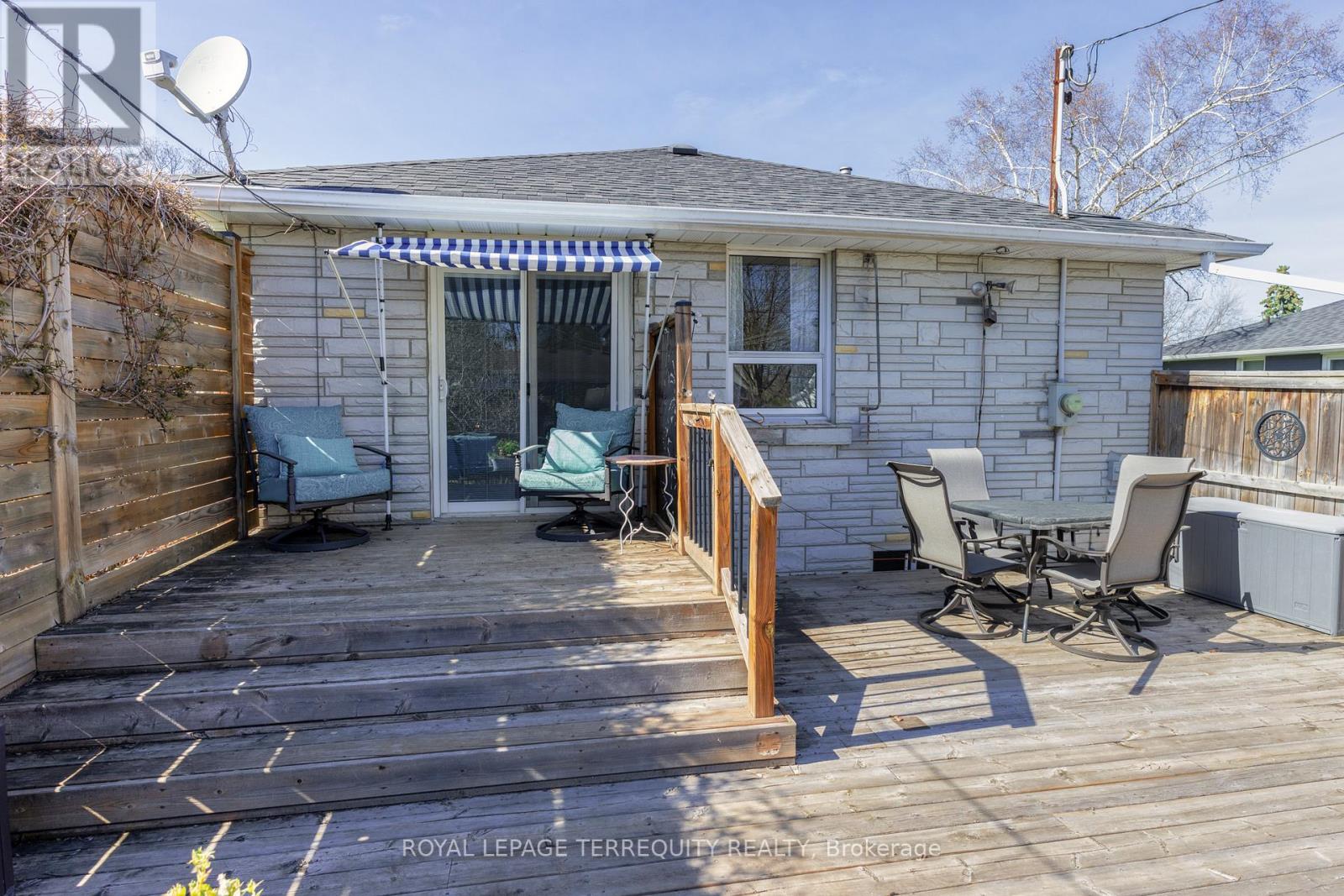 32 Admiral Road, Ajax, Ontario  L1S 2N9 - Photo 32 - E13240686