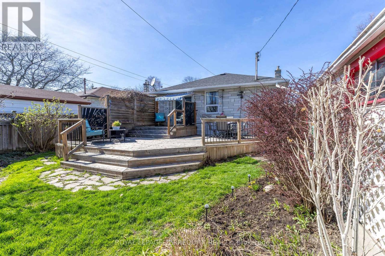 32 Admiral Road, Ajax, Ontario  L1S 2N9 - Photo 36 - E13240686