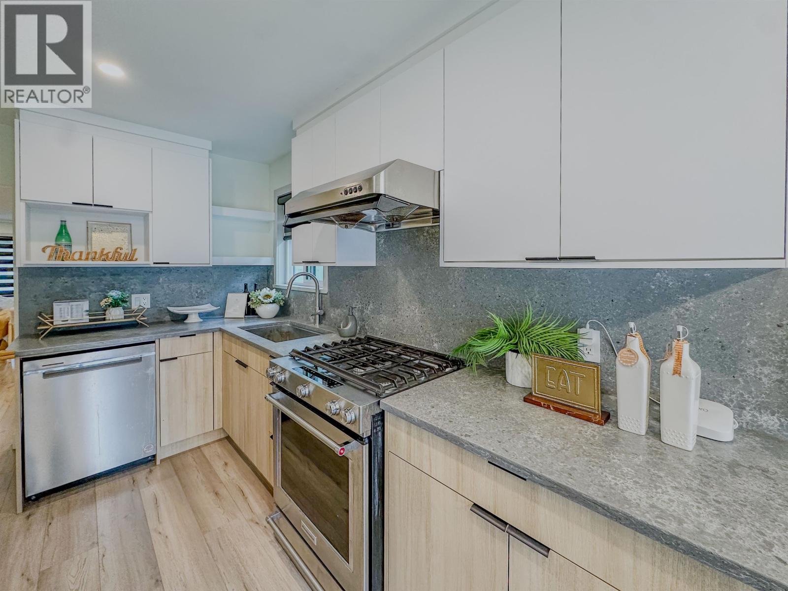 790 W 68th Avenue, Vancouver, British Columbia  V6P 2T9 - Photo 6 - R3113667