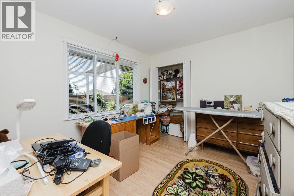 6317 Williams Place, Sechelt, British Columbia  V7Z 0M6 - Photo 16 - R3132152