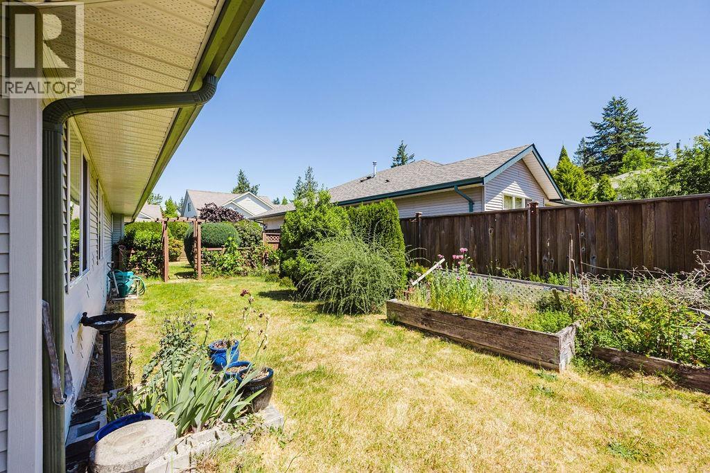 6317 Williams Place, Sechelt, British Columbia  V7Z 0M6 - Photo 23 - R3132152