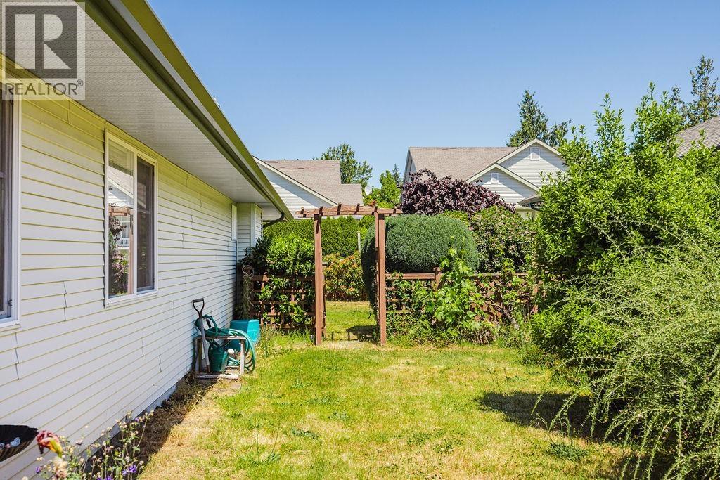 6317 Williams Place, Sechelt, British Columbia  V7Z 0M6 - Photo 24 - R3132152