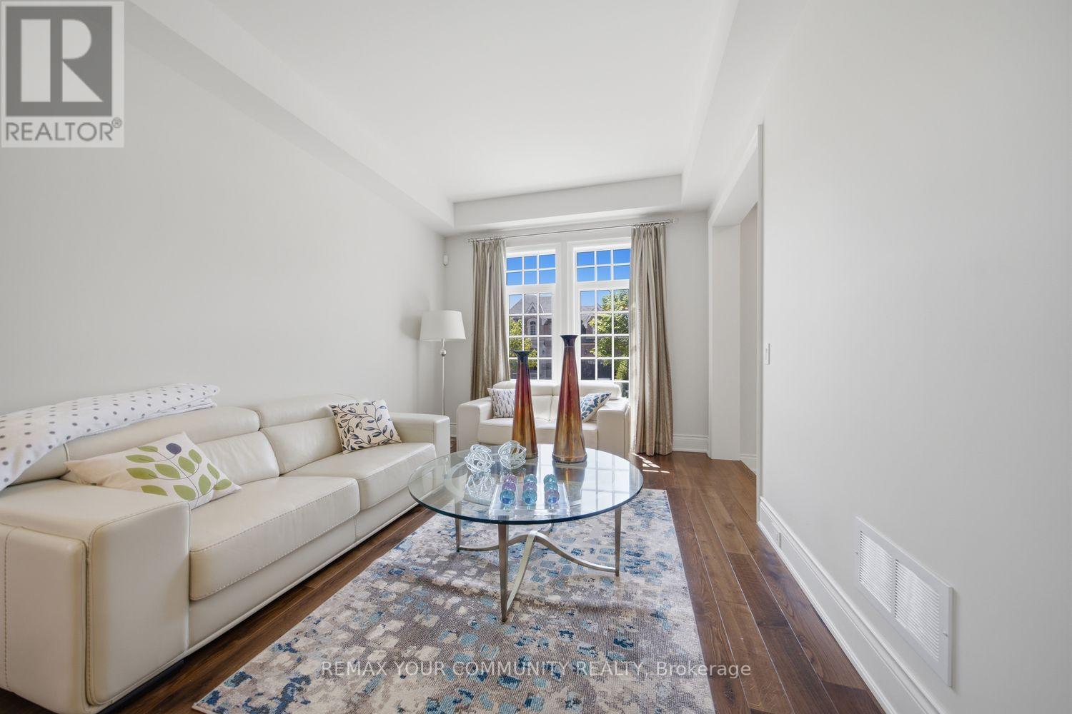 35 Annsleywood Court, Vaughan, Ontario  L4H 3N5 - Photo 11 - N13240502