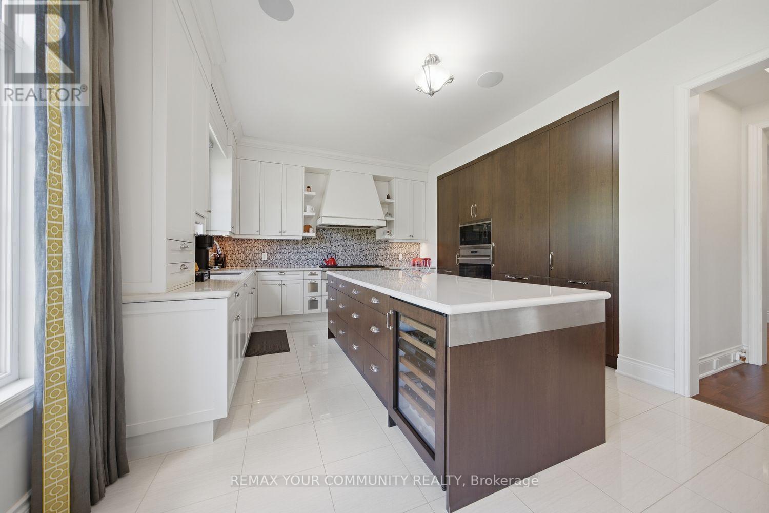 35 Annsleywood Court, Vaughan, Ontario  L4H 3N5 - Photo 17 - N13240502