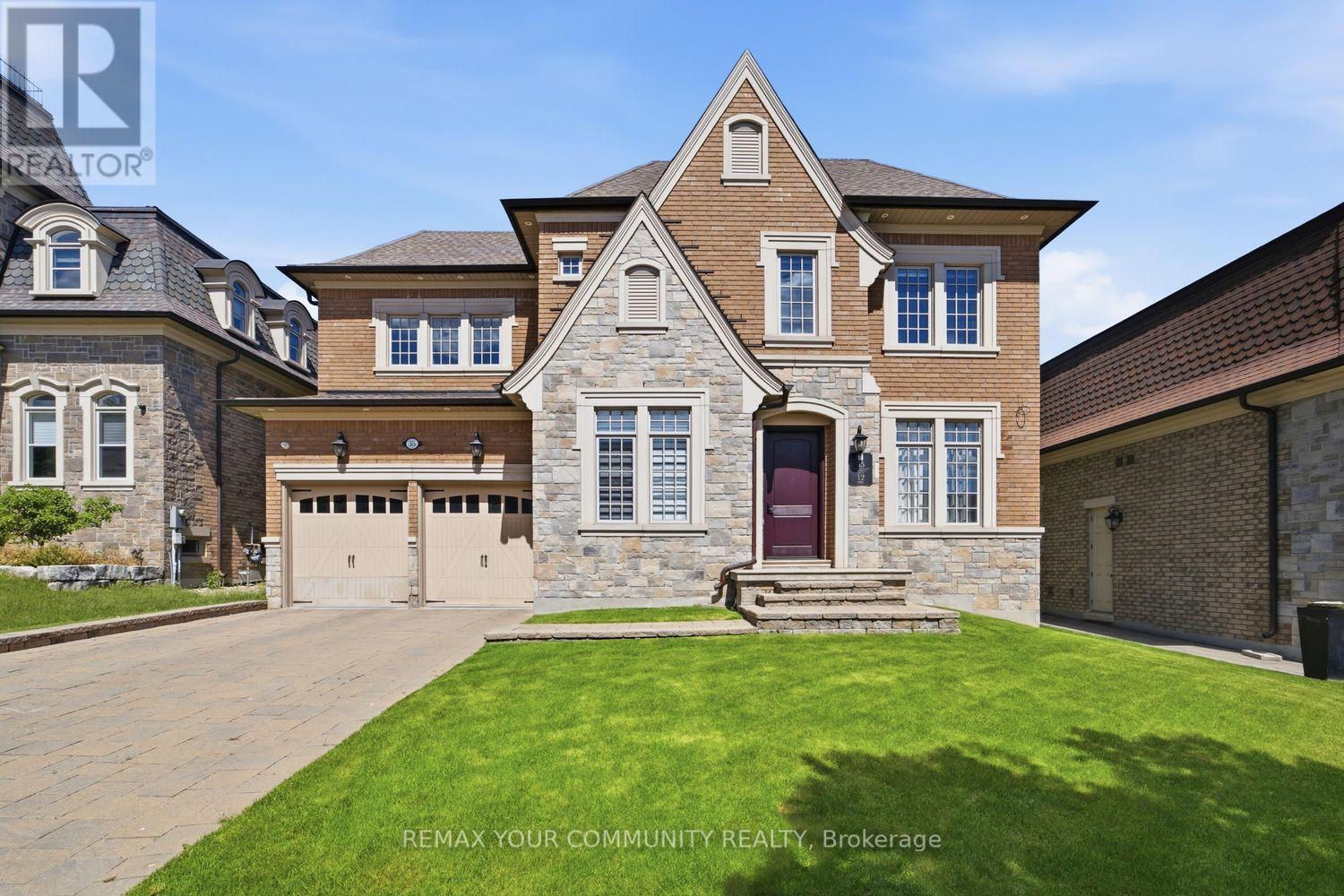 35 Annsleywood Court, Vaughan, Ontario  L4H 3N5 - Photo 2 - N13240502