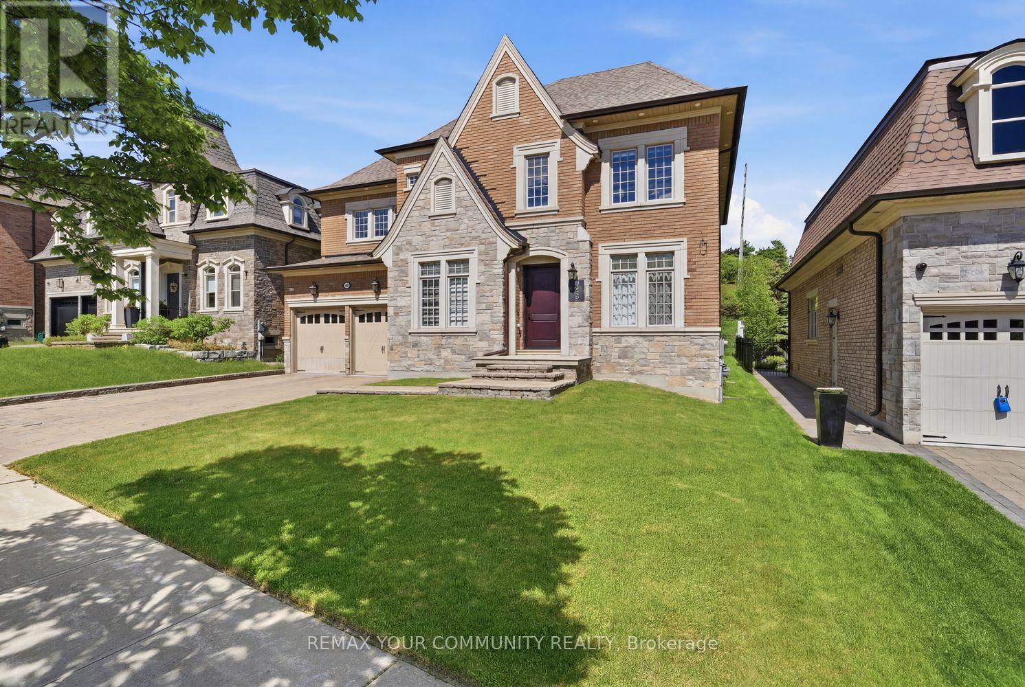 35 Annsleywood Court, Vaughan, Ontario  L4H 3N5 - Photo 3 - N13240502