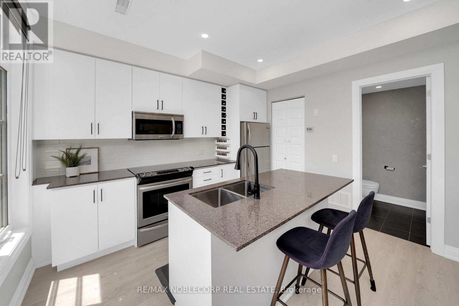 40 - 8167 Kipling Avenue, Vaughan, Ontario  L4L 0G4 - Photo 18 - N13240530