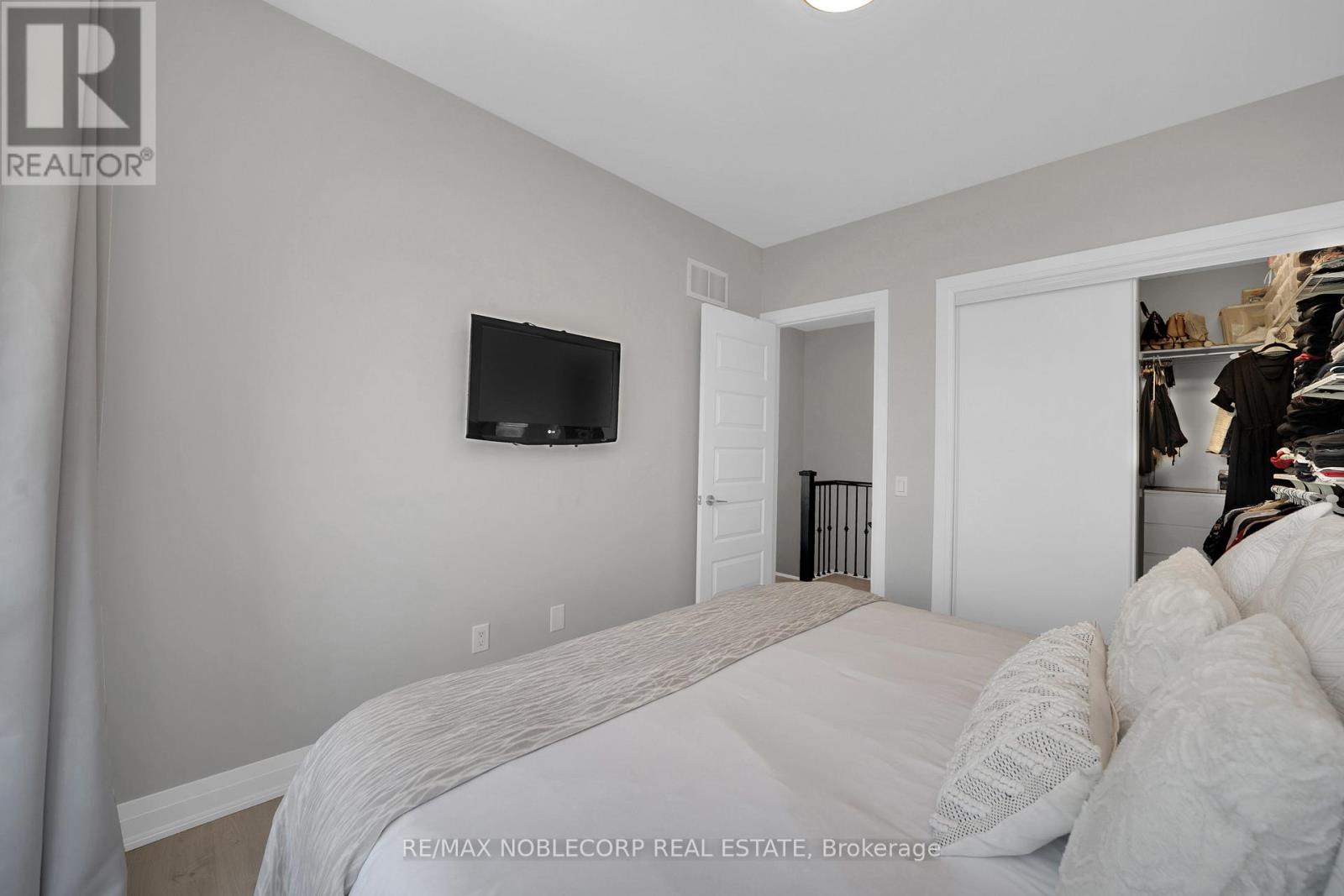 40 - 8167 Kipling Avenue, Vaughan, Ontario  L4L 0G4 - Photo 30 - N13240530