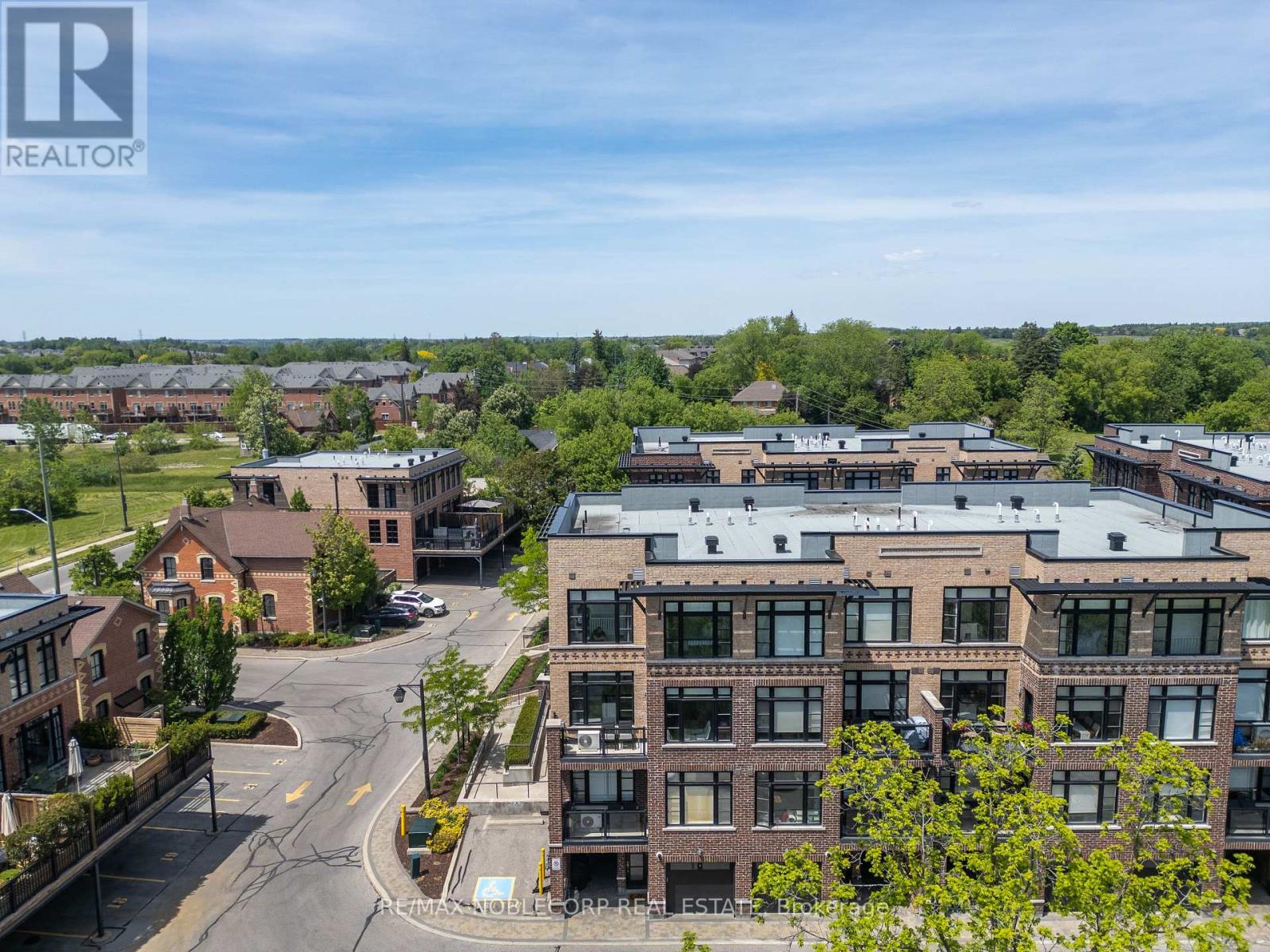 40 - 8167 Kipling Avenue, Vaughan, Ontario  L4L 0G4 - Photo 37 - N13240530