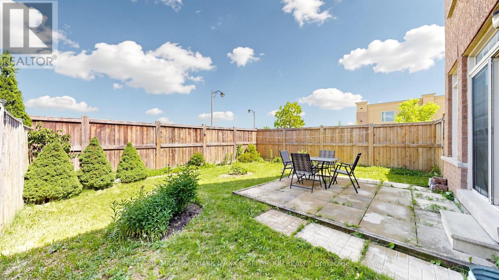 1 Vandervoort Drive, Richmond Hill, Ontario  L4E 0C6 - Photo 42 - N13240896