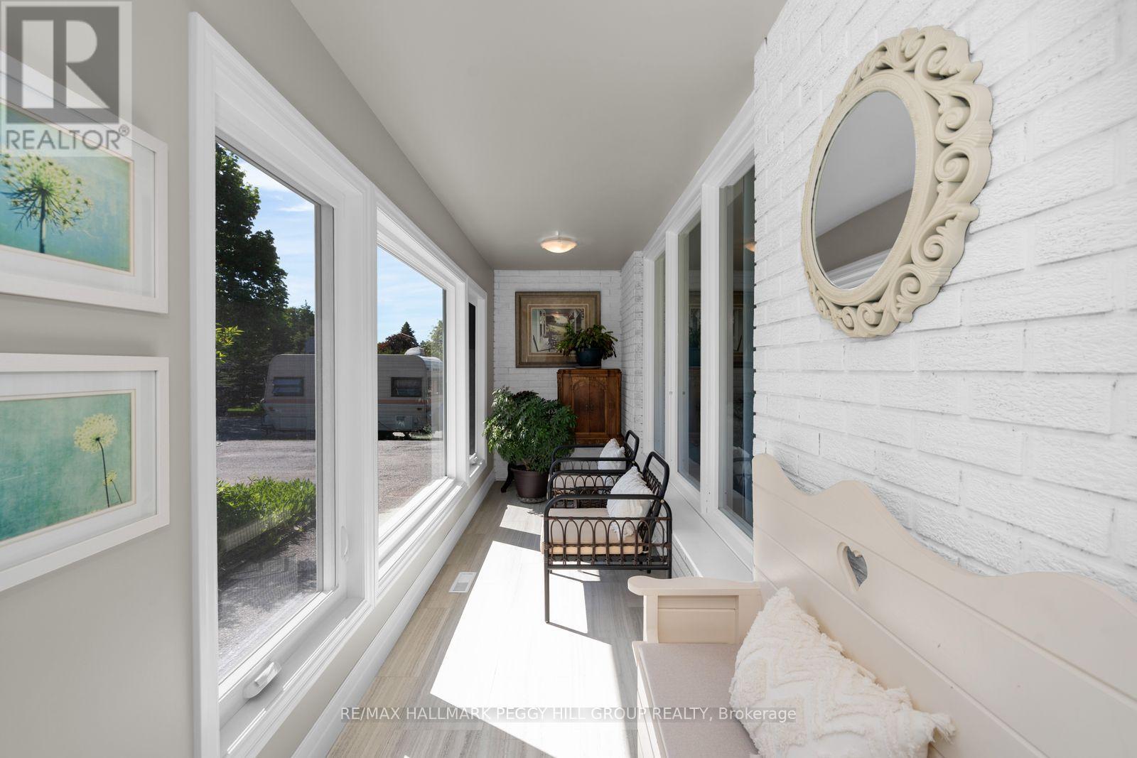 211 Dodson Road, Barrie (Painswick North), Ontario  L4N 4K2 - Photo 4 - S13240656