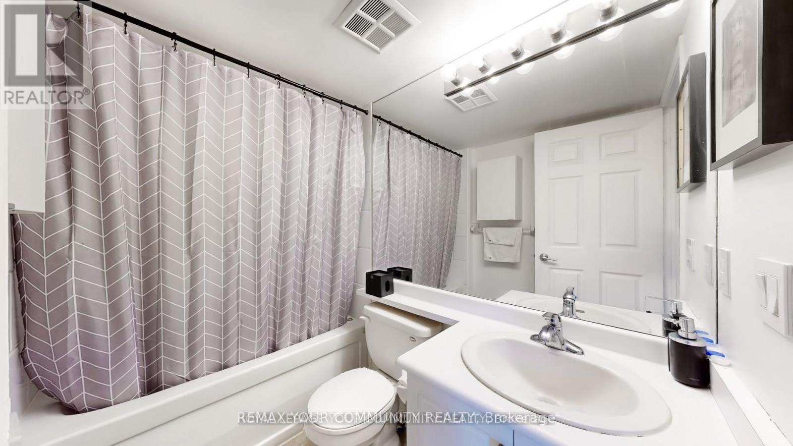 101 - 455 Rosewell Avenue, Toronto, Ontario  M4R 2B6 - Photo 12 - C13240906