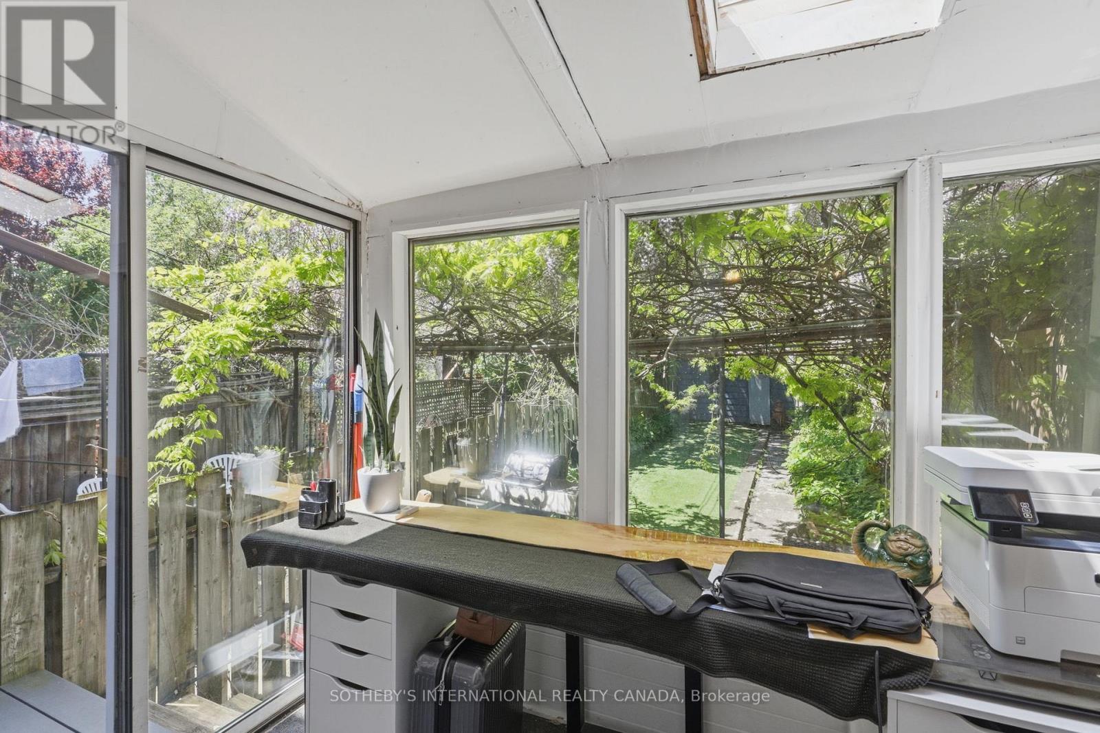 Main - 284 Euclid Avenue, Toronto, Ontario  M6J 2K2 - Photo 14 - C13240934