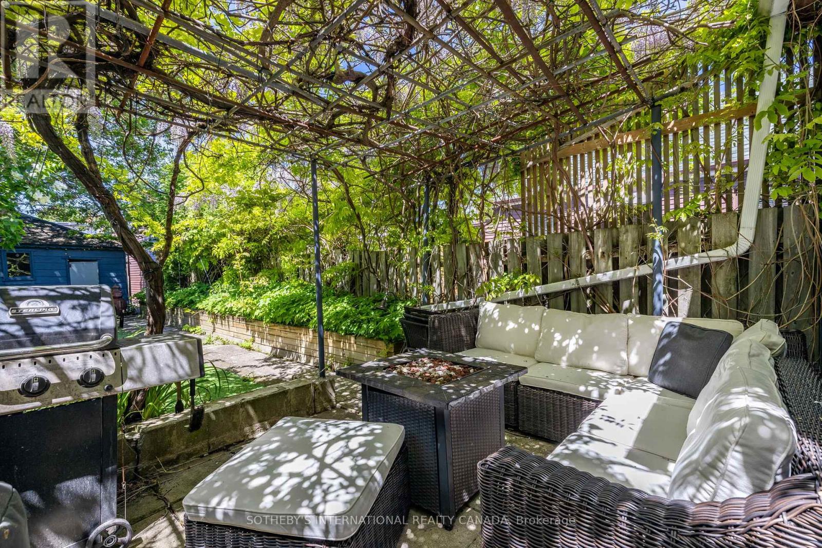 Main - 284 Euclid Avenue, Toronto, Ontario  M6J 2K2 - Photo 15 - C13240934