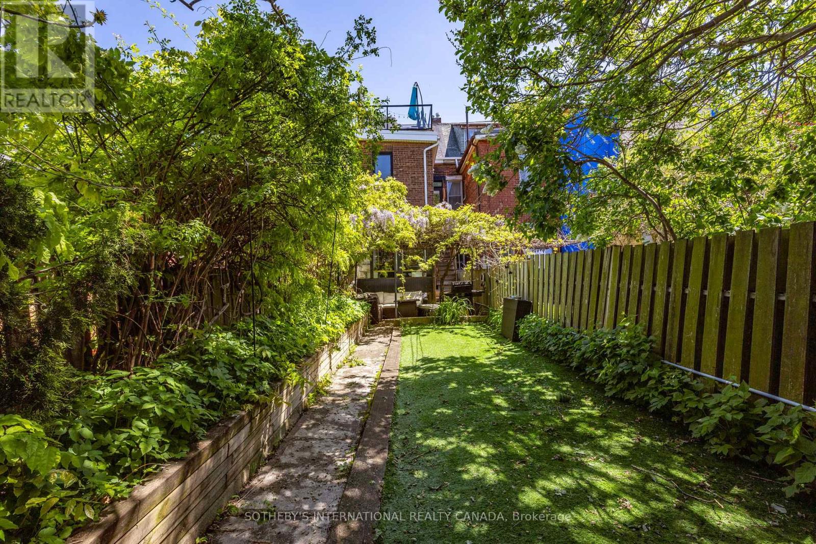 Main - 284 Euclid Avenue, Toronto, Ontario  M6J 2K2 - Photo 18 - C13240934