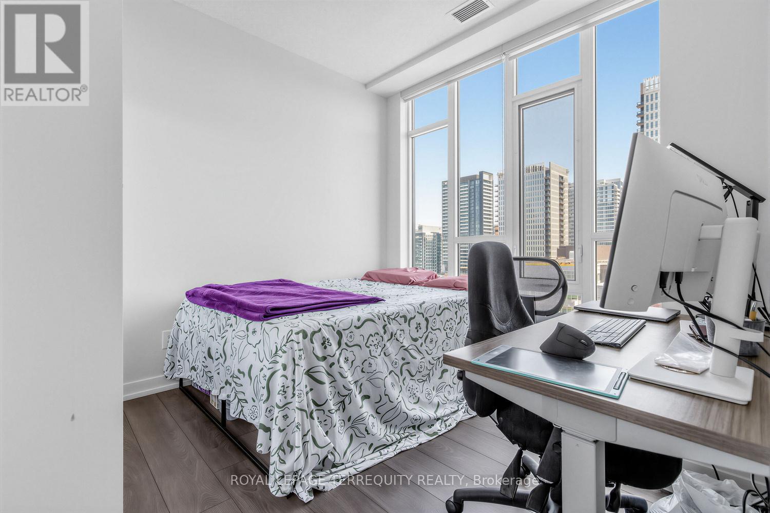 1102-Furn - 200 Sackville Street, Toronto, Ontario  M5A 0C4 - Photo 16 - C13241038