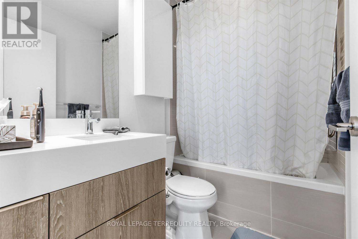 1102-Unfurn - 200 Sackville Street, Toronto, Ontario  M5A 0C4 - Photo 18 - C13241068