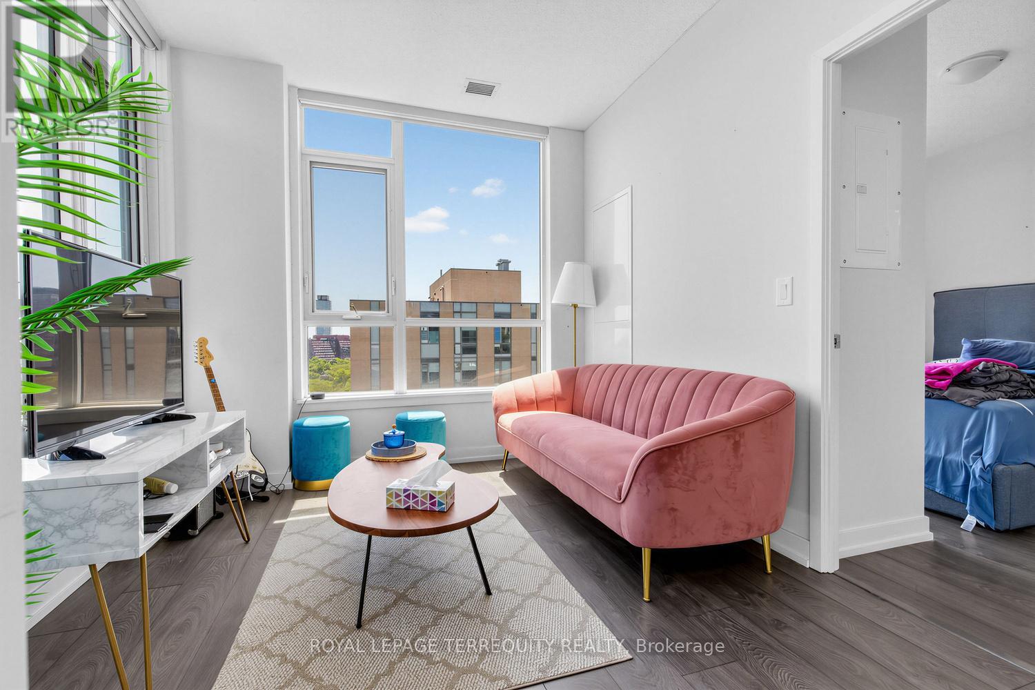 1102-Unfurn - 200 Sackville Street, Toronto, Ontario  M5A 0C4 - Photo 4 - C13241068
