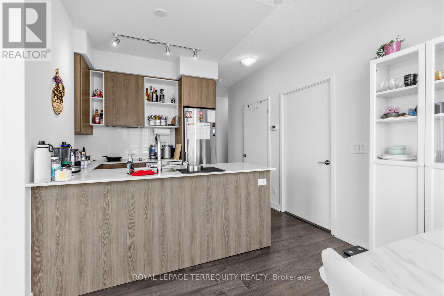1102-Unfurn - 200 Sackville Street, Toronto, Ontario  M5A 0C4 - Photo 7 - C13241068