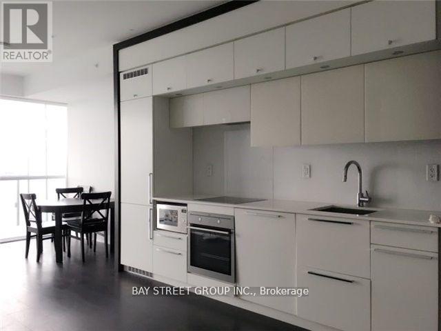 3802 - 15 Grenville Street, Toronto, Ontario  M4Y 0B9 - Photo 10 - C13241070