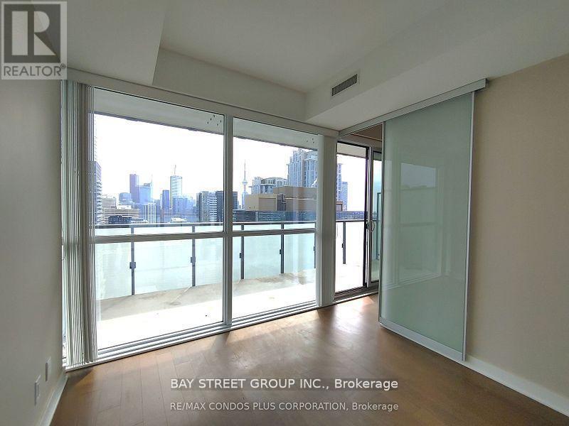 3802 - 15 Grenville Street, Toronto, Ontario  M4Y 0B9 - Photo 13 - C13241070