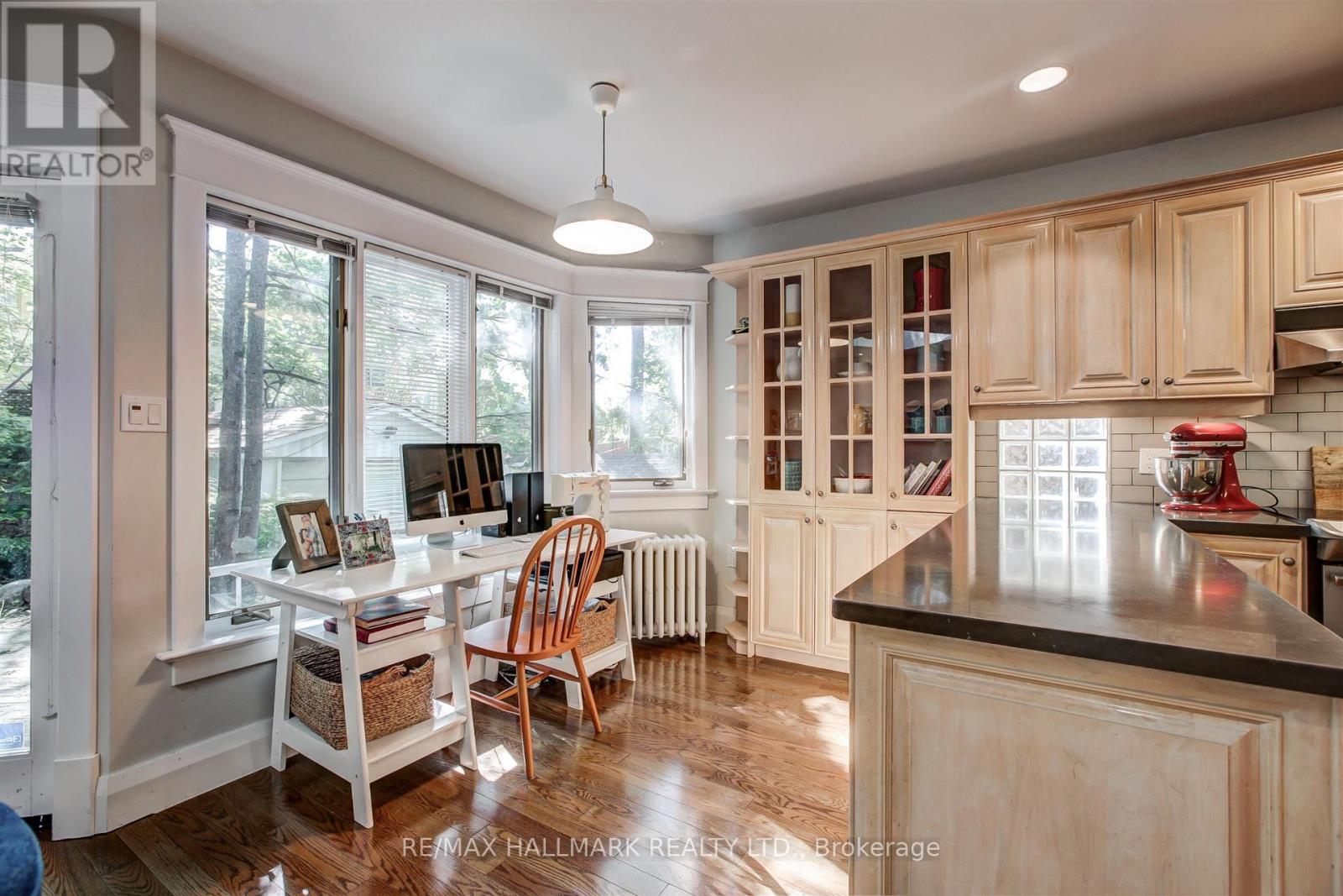 69 Normandy Boulevard, Toronto, Ontario  M4L 3K4 - Photo 10 - E13240944