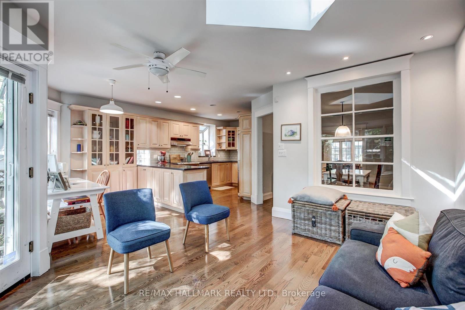 69 Normandy Boulevard, Toronto, Ontario  M4L 3K4 - Photo 9 - E13240944