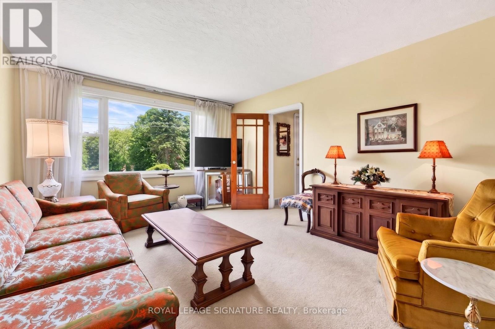 820 Simcoe Street N, Oshawa, Ontario  L1G 4V8 - Photo 6 - E13241018
