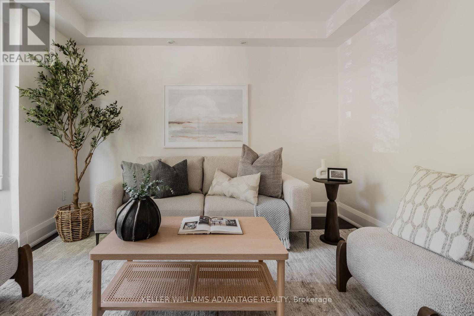 129 Woodfield Road, Toronto, Ontario  M4L 2W5 - Photo 6 - E13241062