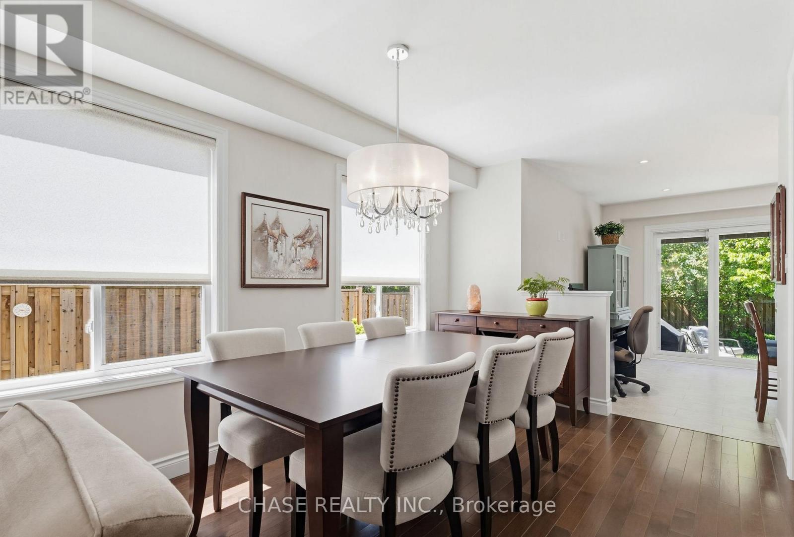 2485 Newcastle Crescent, Oakville, Ontario  L6M 4P3 - Photo 5 - W13240538