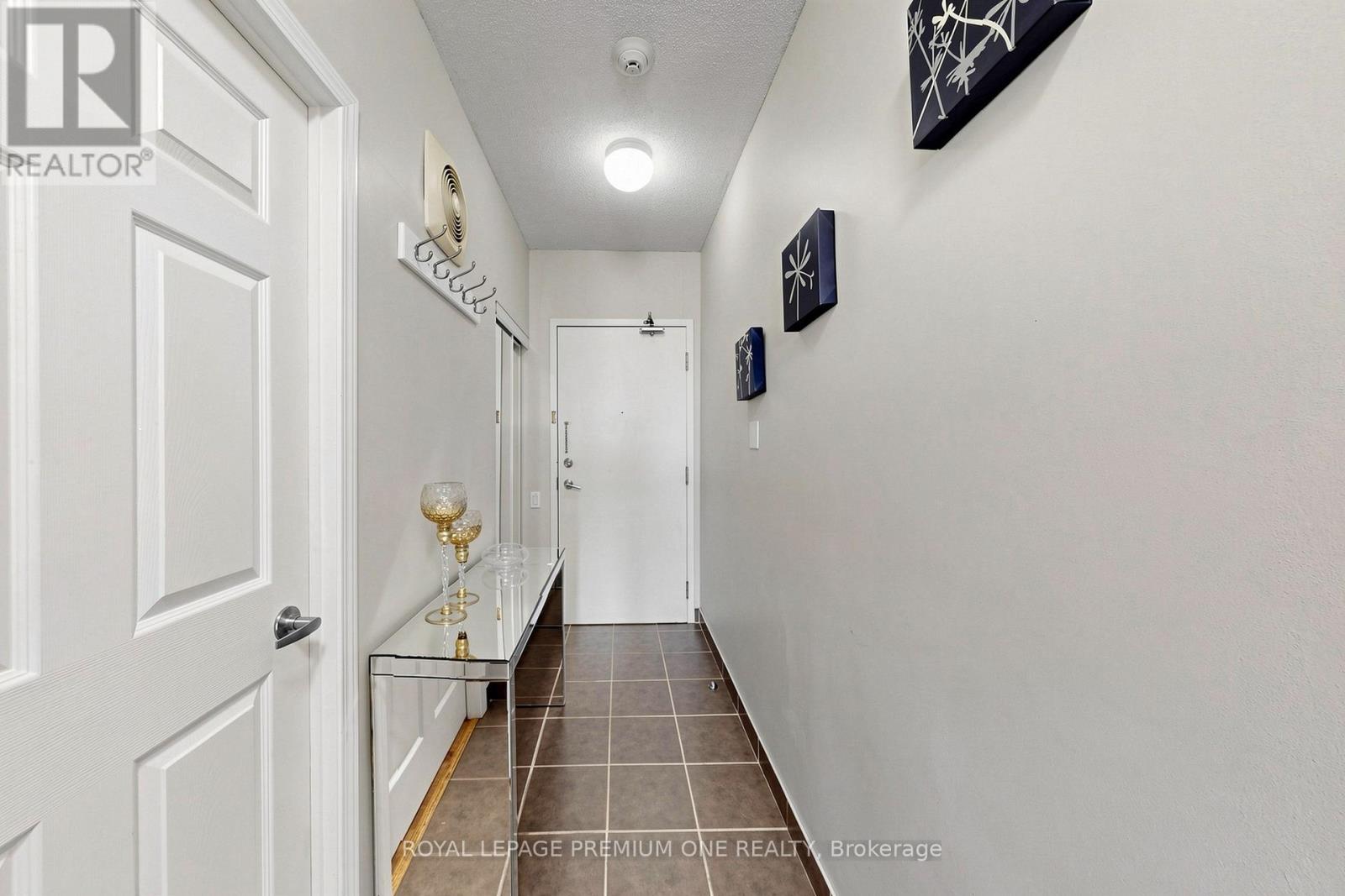 913 - 1600 Keele Street, Toronto, Ontario  M5H 5T5 - Photo 16 - W13240578