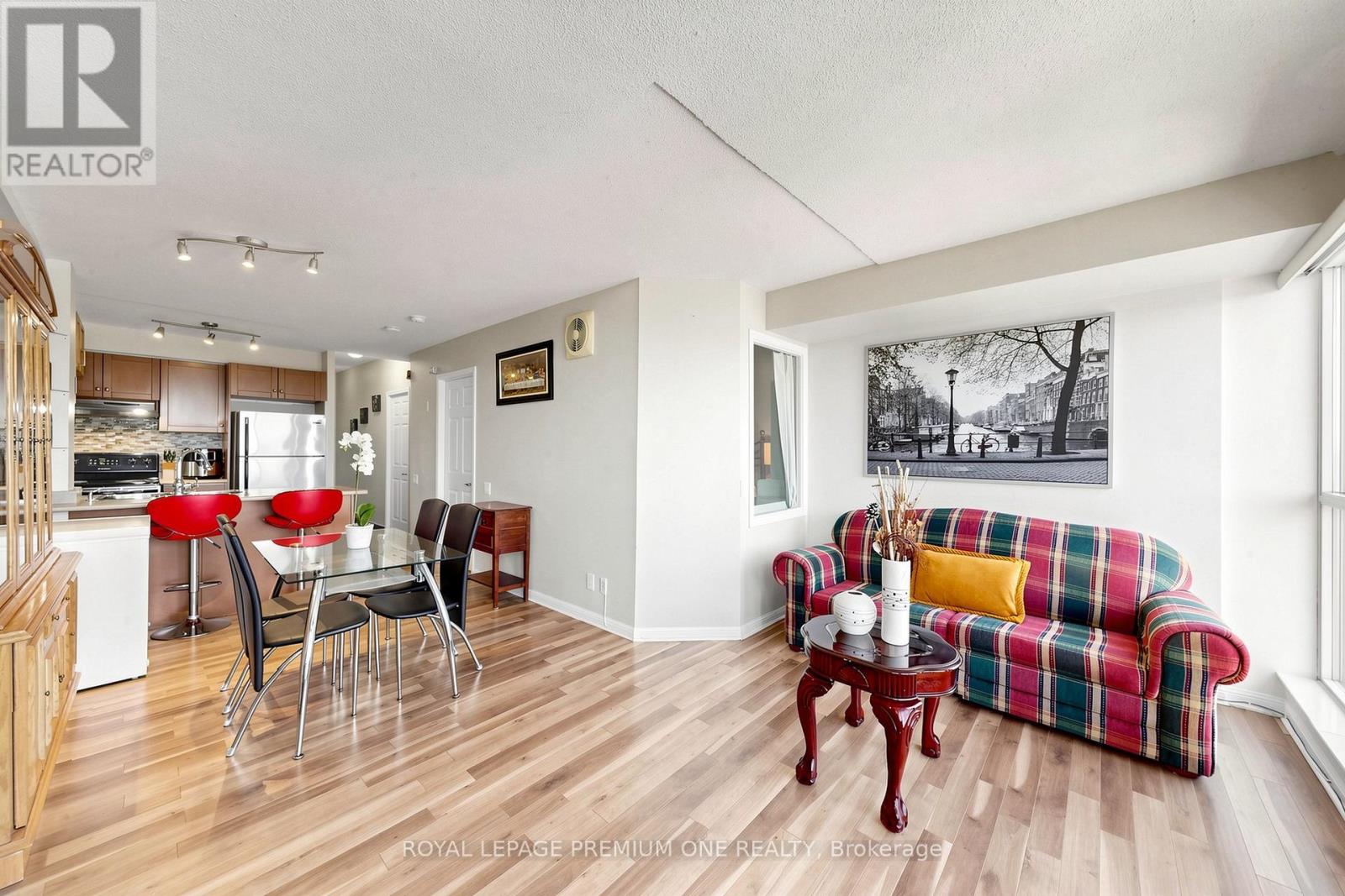 913 - 1600 Keele Street, Toronto, Ontario  M5H 5T5 - Photo 5 - W13240578