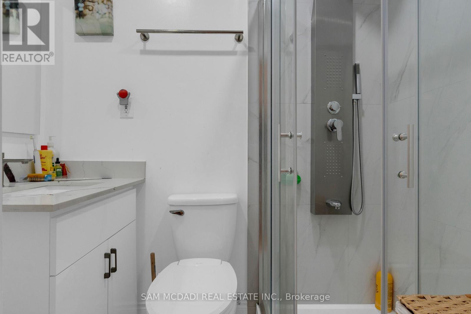 1235 Old River Road, Mississauga, Ontario  L5G 3G2 - Photo 16 - W13240588