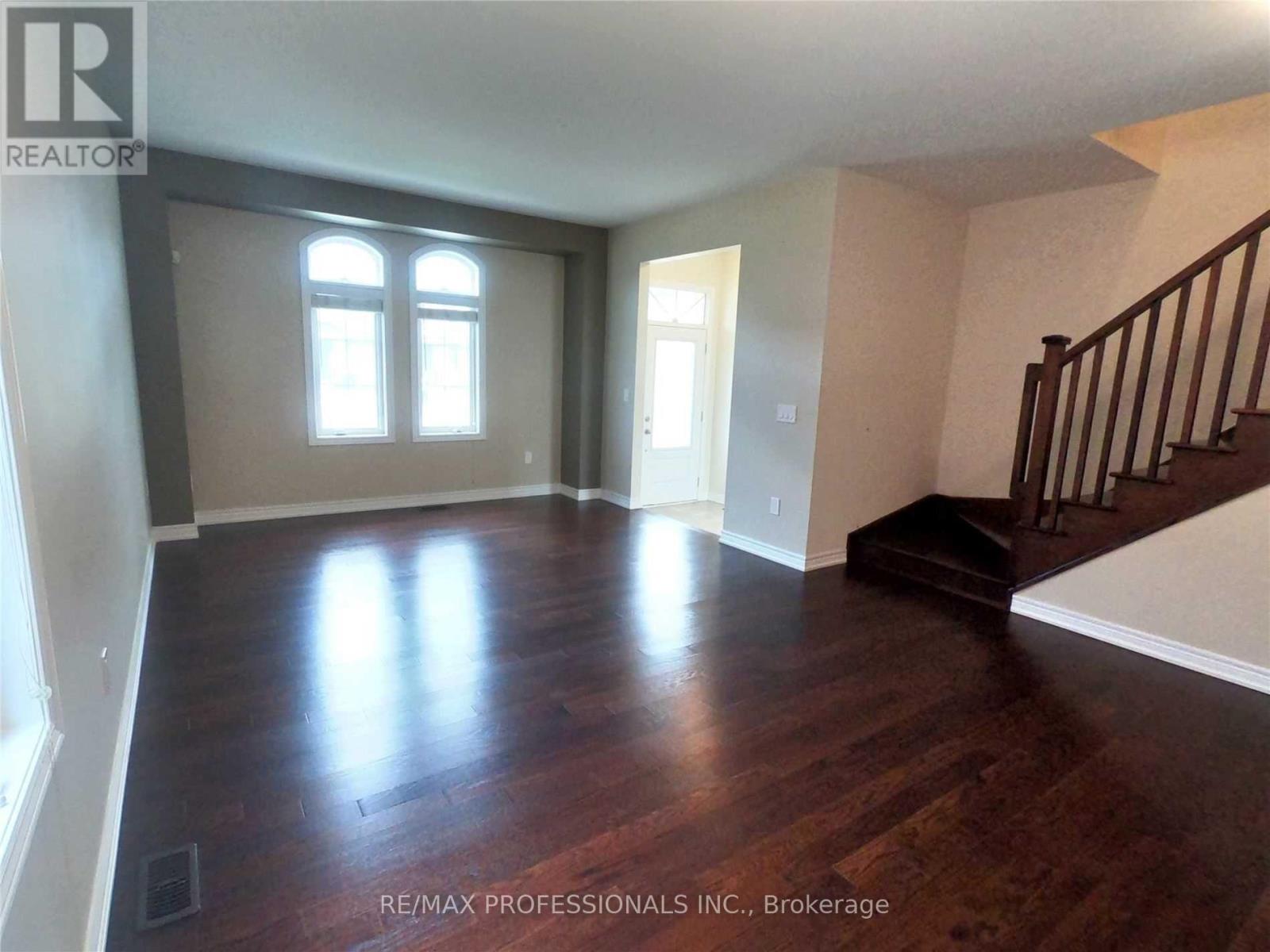 258 Inspire Boulevard, Brampton, Ontario  L6R 0B6 - Photo 2 - W13240612