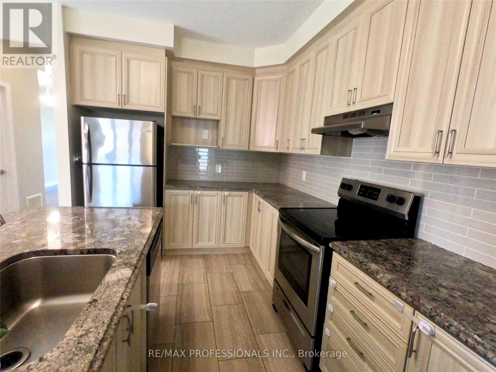 258 Inspire Boulevard, Brampton, Ontario  L6R 0B6 - Photo 5 - W13240612
