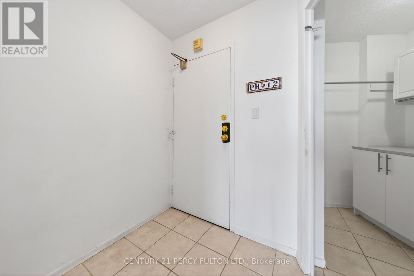 Ph 12 - 11 Wincott Drive, Toronto, Ontario  M9R 2R9 - Photo 17 - W13240614