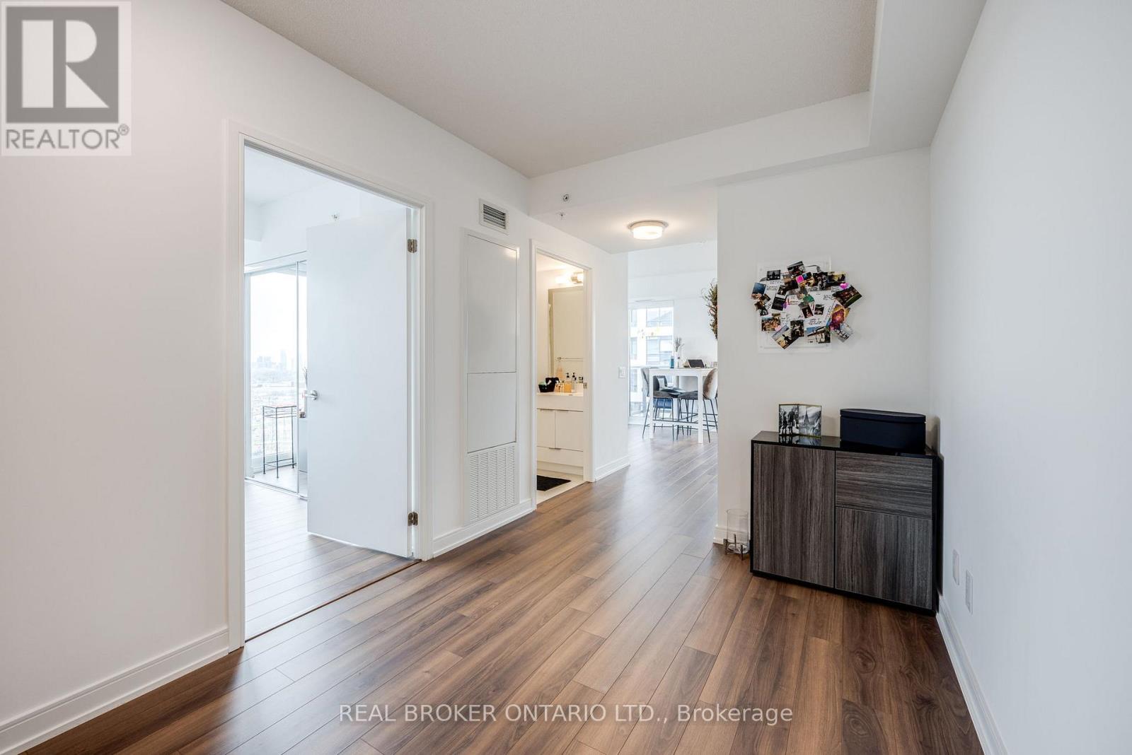 2010 - 30 Samuel Wood Way, Toronto, Ontario  M9B 0C9 - Photo 14 - W13240730