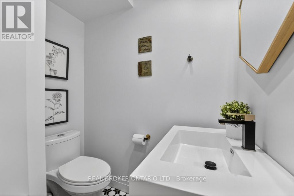 176 Aldercrest Road, Toronto, Ontario  M8W 4J3 - Photo 15 - W13240740