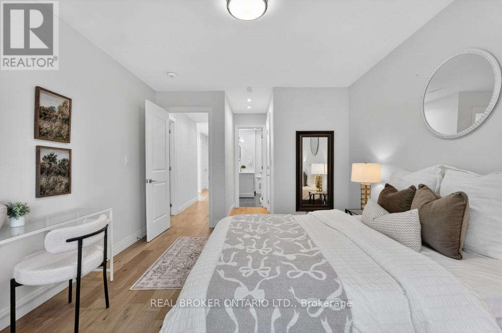 176 Aldercrest Road, Toronto, Ontario  M8W 4J3 - Photo 25 - W13240740